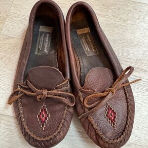 Manitobah Mukluks Canoe Grain Leather Moccasins
